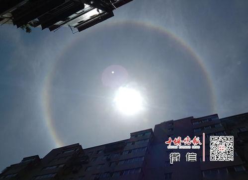 看到太阳变成人的视频,神秘视频揭示宇宙奇观